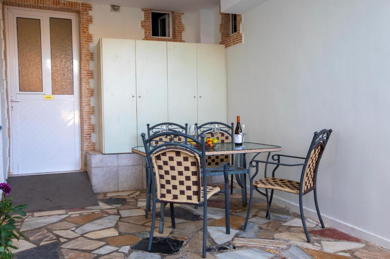Kastro Apartments Pánormos Екстериор снимка
